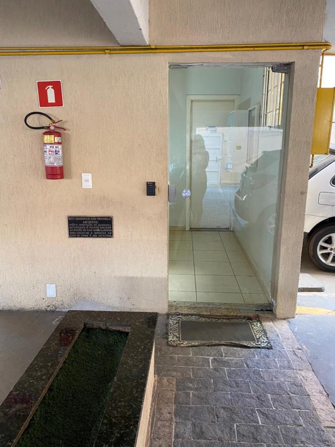 Appartement Ótima localização! à Uberlândia Extérieur photo